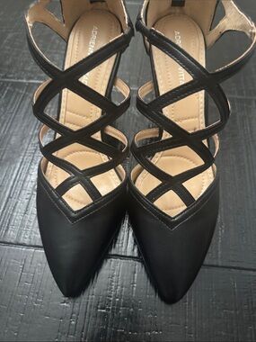 Adrienne Vittadini Black Crisscross Pointed Toe Heels